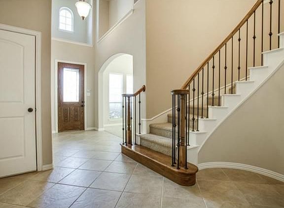3rd image of 332 Enid Dr