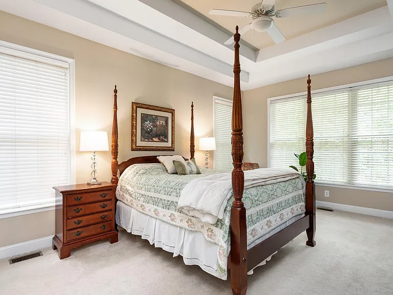 2828 Waterpointe Cir — Photo 19