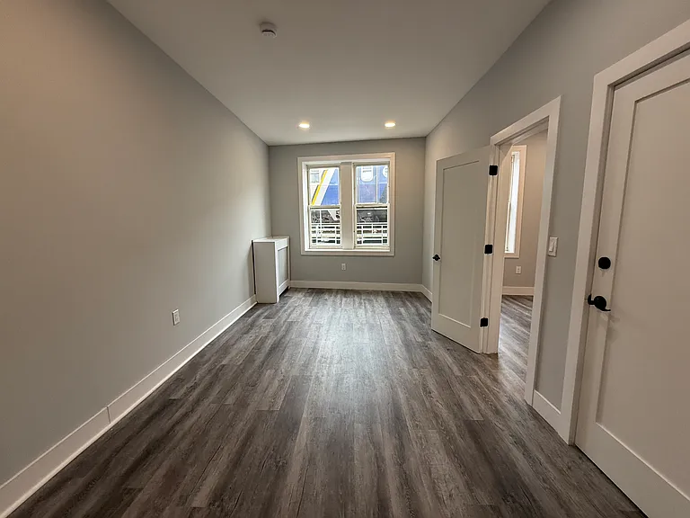 118-05 Liberty Ave #3 — Photo 3