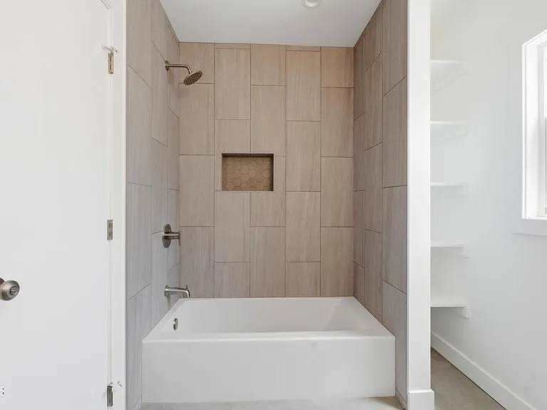 250 S Avenue 55 — Photo 26