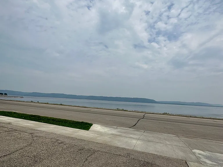 820 S Lakeshore Dr #2 — Photo 30