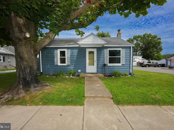 111 E Millbrooke Ave, Woodstown, NJ 08098