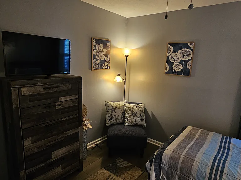 589 Blue River Ct #4C — Photo 13