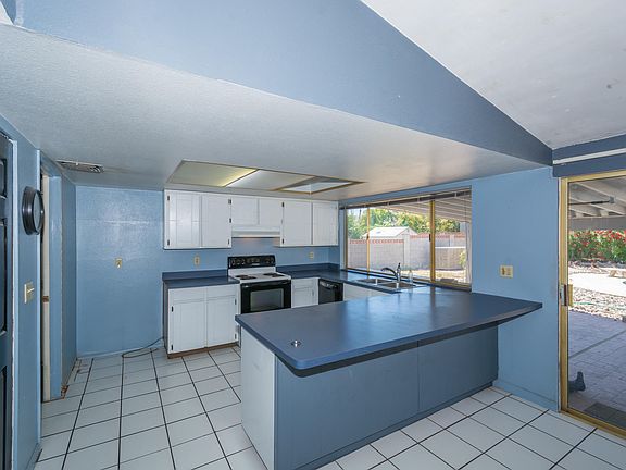 5th image of 9518 E Calle Cascada