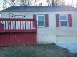 1738 Ashbrook Dr, Cincinnati, OH