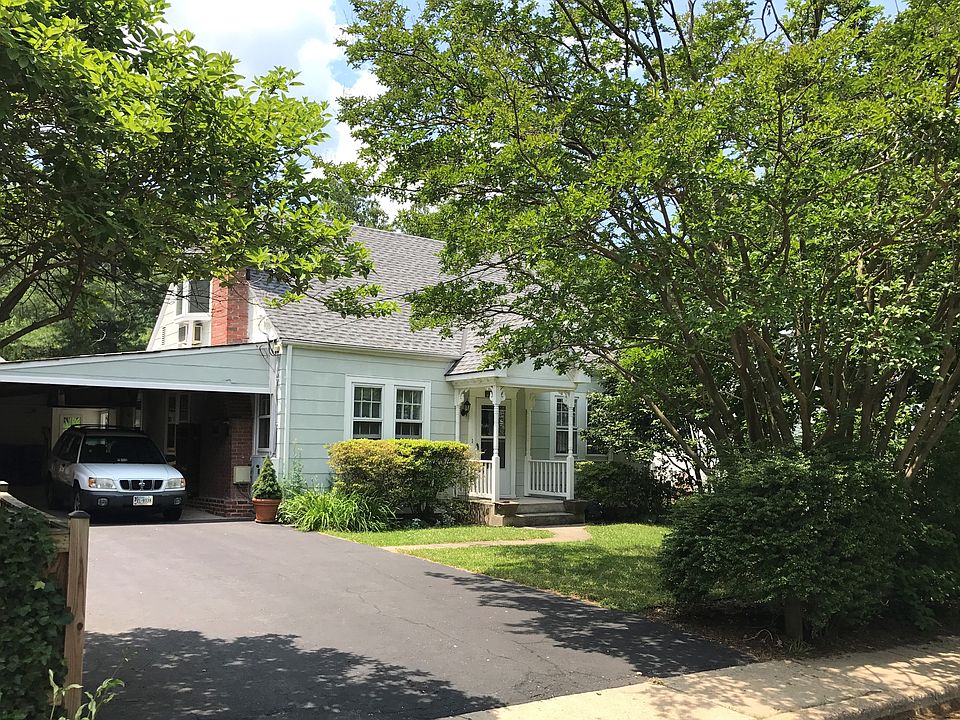 1st image of 119 W Marshall St