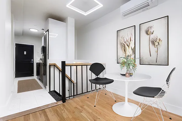 Rented by Sterling Holdings | media 19