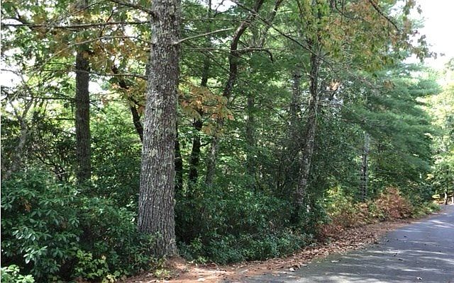 2nd image of 18 Shelton Springs Dr