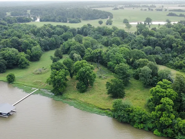 2085 S Oaks Ln, Lone Oak, TX 75453