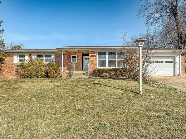 1609 Cherokee Cir, Harrison, AR 72601