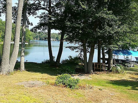 5th image of 73 Shore Dr