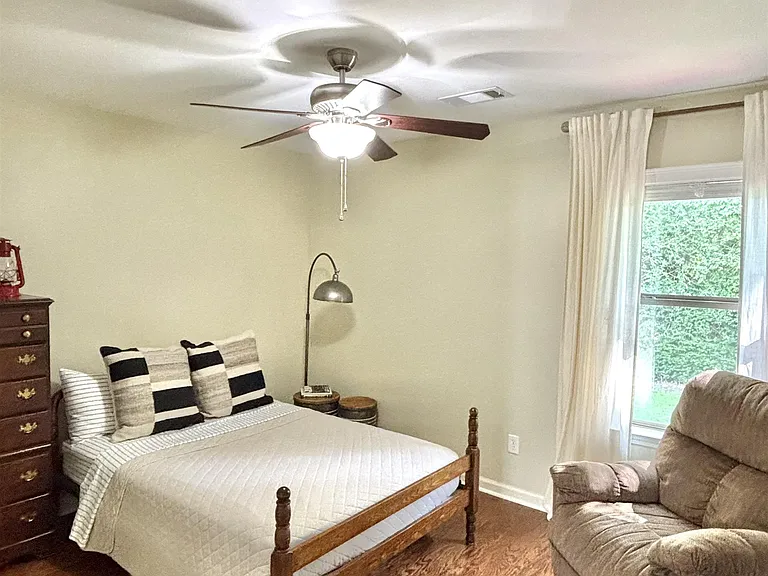6399 William Hill Dr — Photo 29