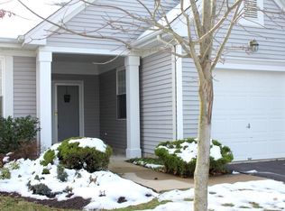 53 Kensington Cir, Belvidere, NJ 07823