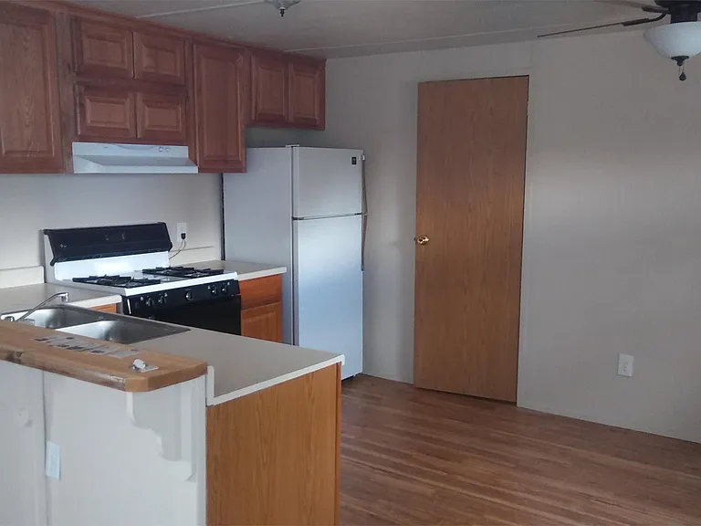 1532 Bottle Brush Dr — Photo 2