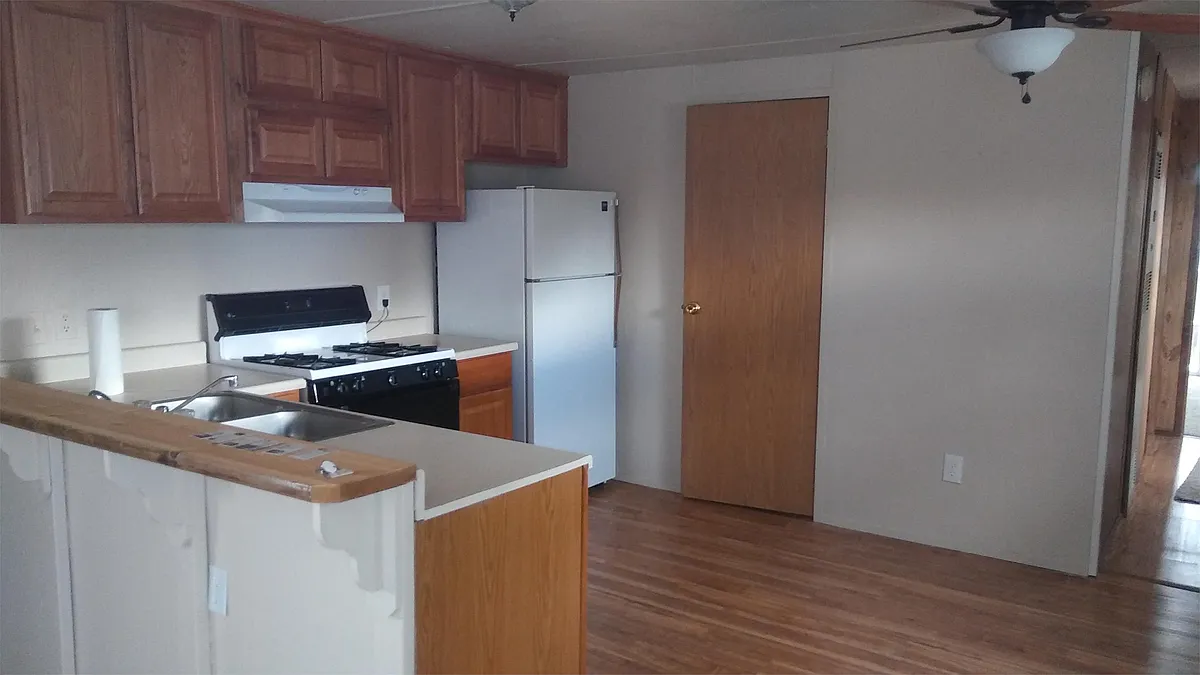Building Photo - 1532 Bottle Brush Dr