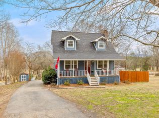 8926 Snow Hill Rd, Ooltewah, TN 37363