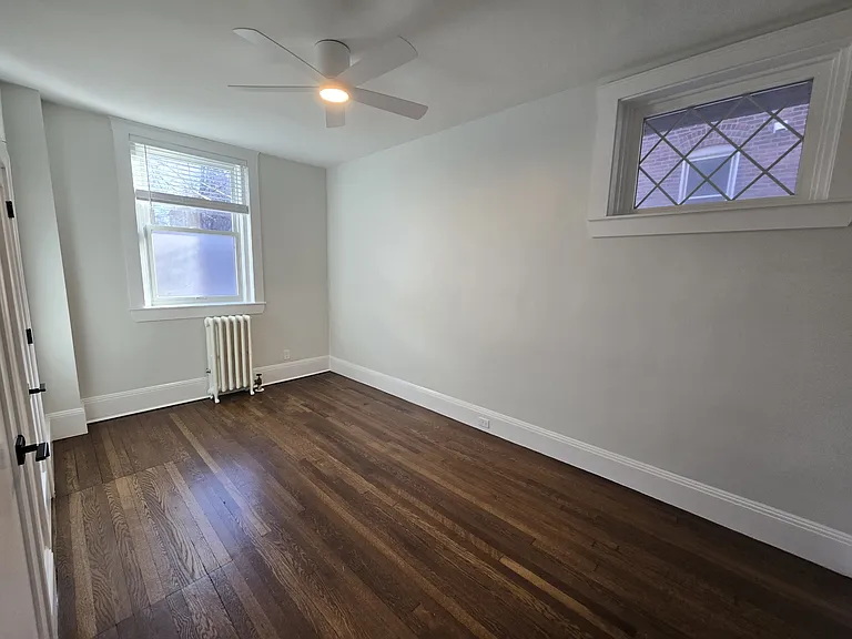 369 Tappan St — Photo 5