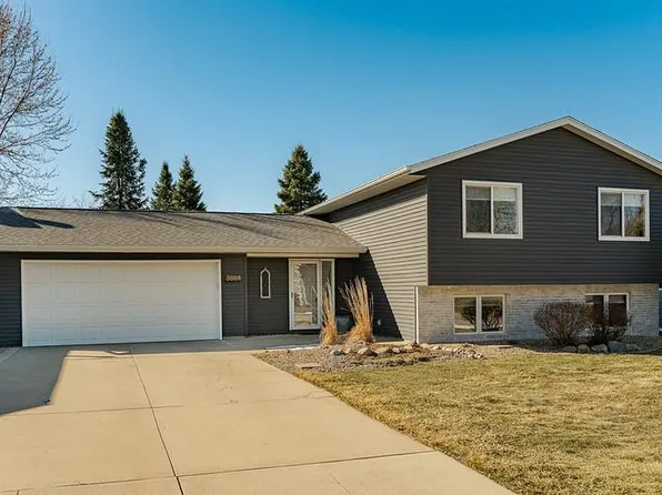 3864 Chesapeake Ln NW, Rochester, MN 55901