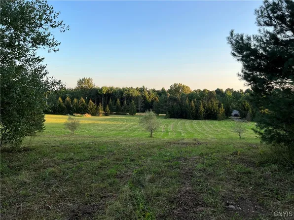 4 Golly Rd #21, Rome, NY 13440