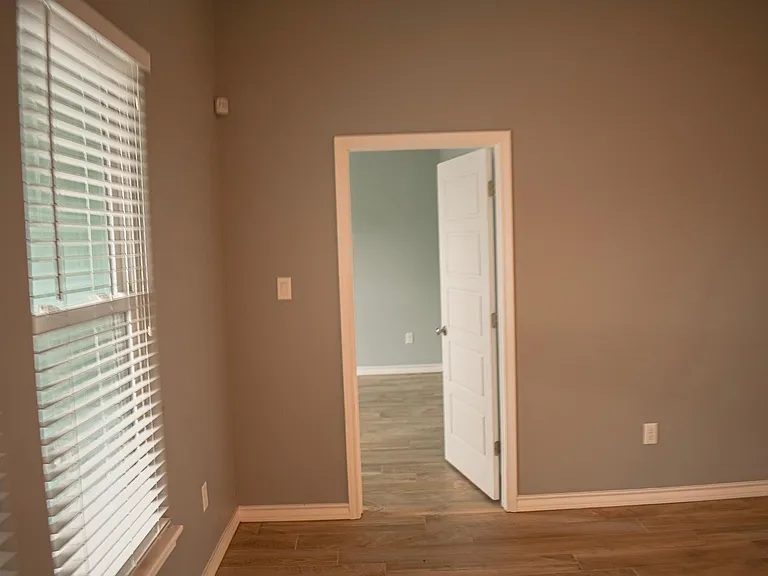 15845 Grenadine Dr — Photo 36