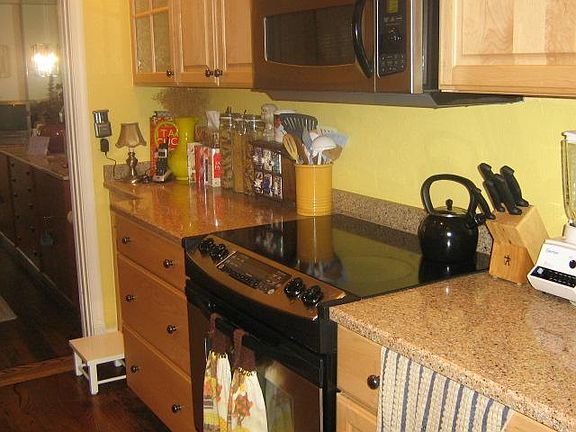 Remdeled Kitchen - Lots of storage space!