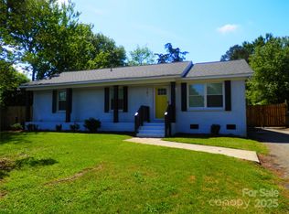 101 Colony Acres Dr, Charlotte, NC 28217