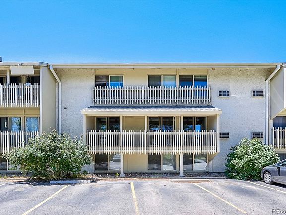2nd image of 2707 Valmont Road #212C