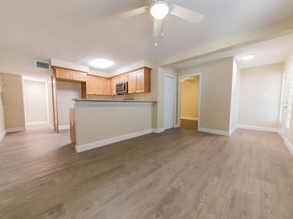 638 W Central Ave, Winter Haven, FL 33880