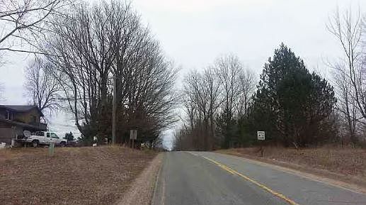 2nd image of 9077 W Thirteen Mile Rd