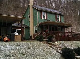 1097 Darlington Rd, Wampum, PA 16157