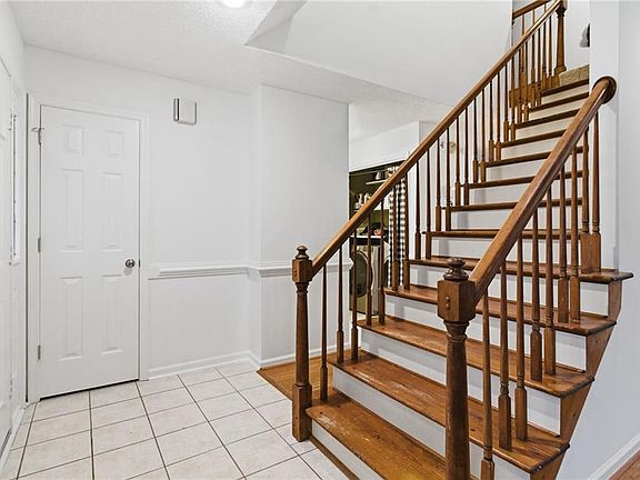 5th image of 2201 Eagle Ridge Ct