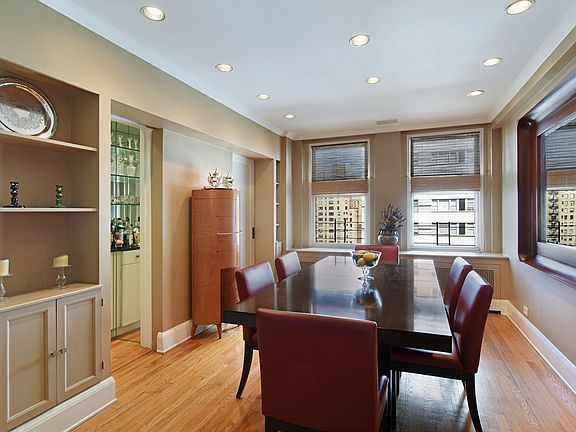 4th image of 315 E 68th St #14CDE