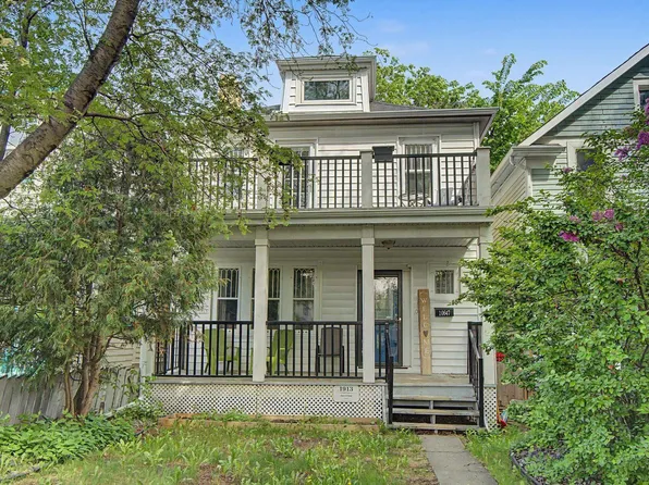 10647 125th St NW, Edmonton, AB T5N 1T7