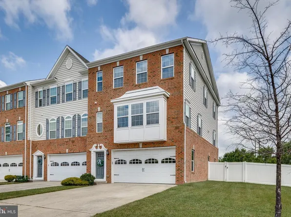1 Grace Dr, Marlton, NJ 08053