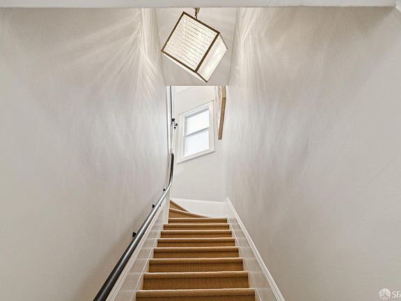 5th image of 2792 Filbert St