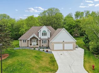 103 Ivy Dr, Woodville, WI 54028