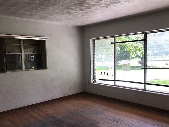 5th image of 6204 Lee Lan Dr