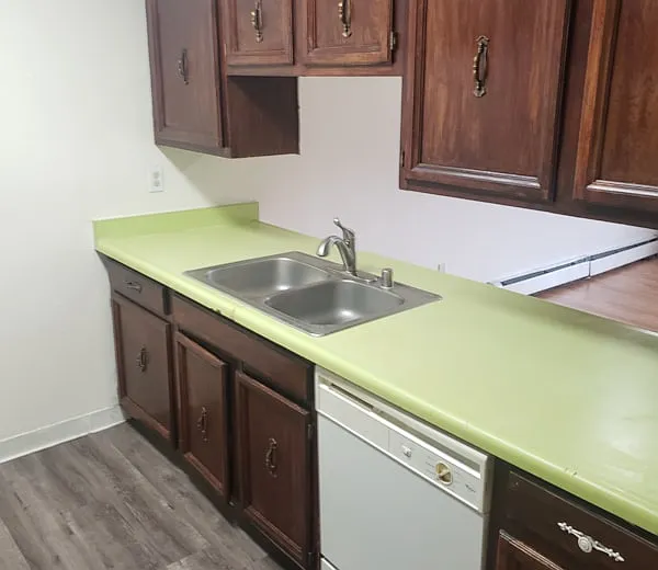 2 bed, 800 sqft, $1,400 — Photo 3
