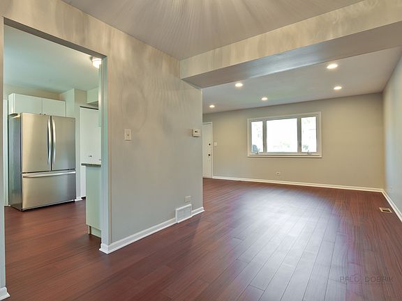 4th image of 1435 Sturbridge Ct