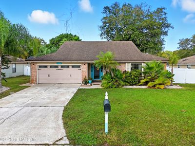 10240 HUNTINGTON FOREST Boulevard E, Jacksonville, FL, 32257