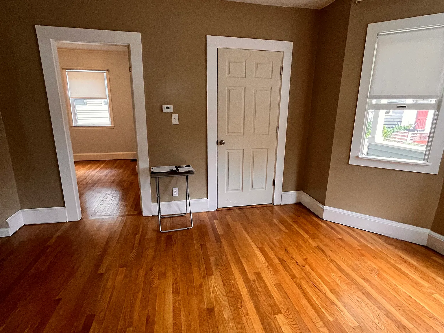 2 bed, 650 sqft, $2,350 — Photo 3