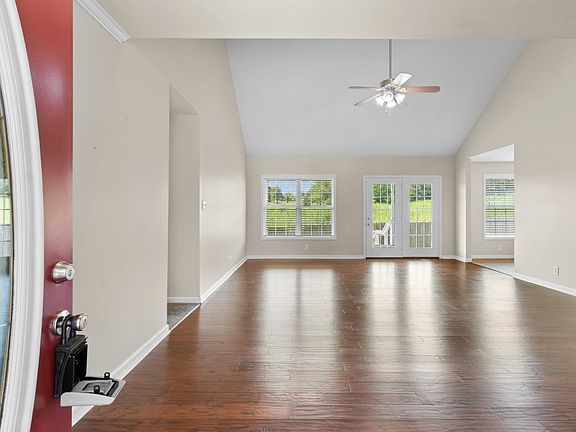 4th image of 3264 Twelve Oaks Blvd