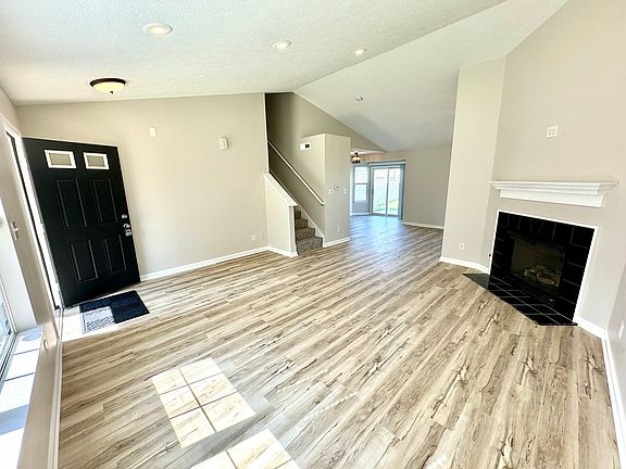 5th image of 12359 Deerview Dr