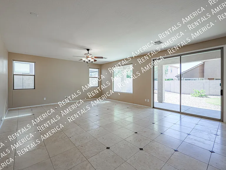 3117 W Espartero Way — Photo 16