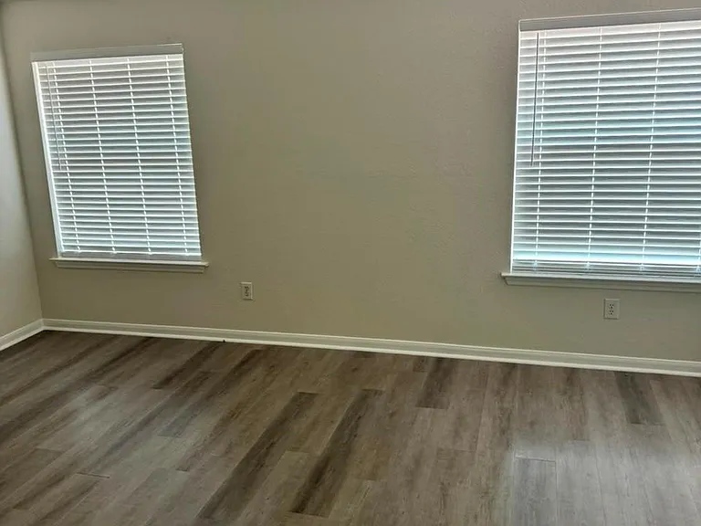 2110 Ridge Wood Ln — Photo 13
