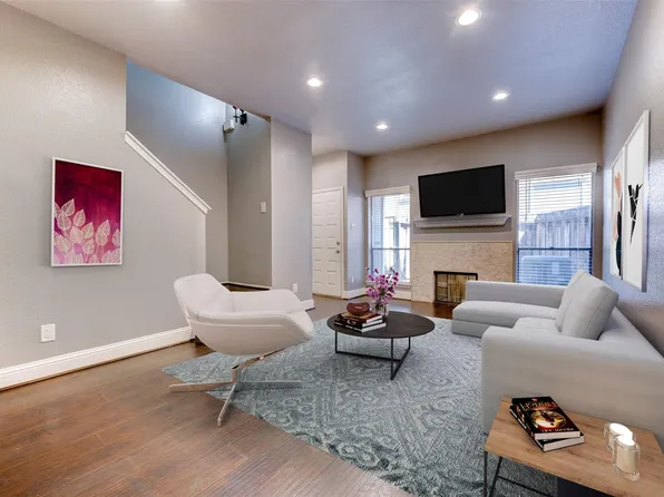 1920 Augusta Dr Unit 19, Houston, TX 77057