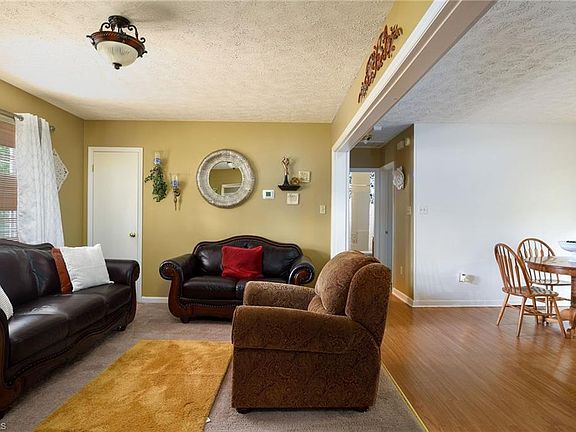 3rd image of 3841 West Ave #C