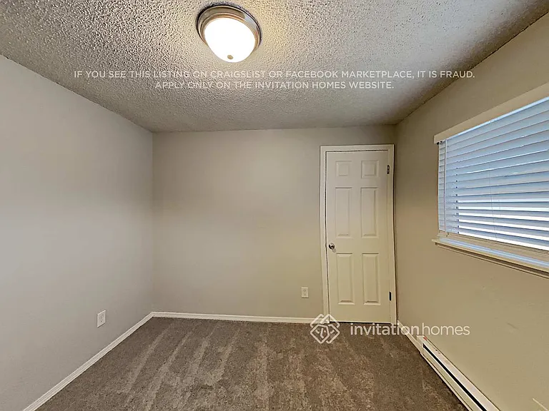 12428 42nd Ave NE — Photo 11