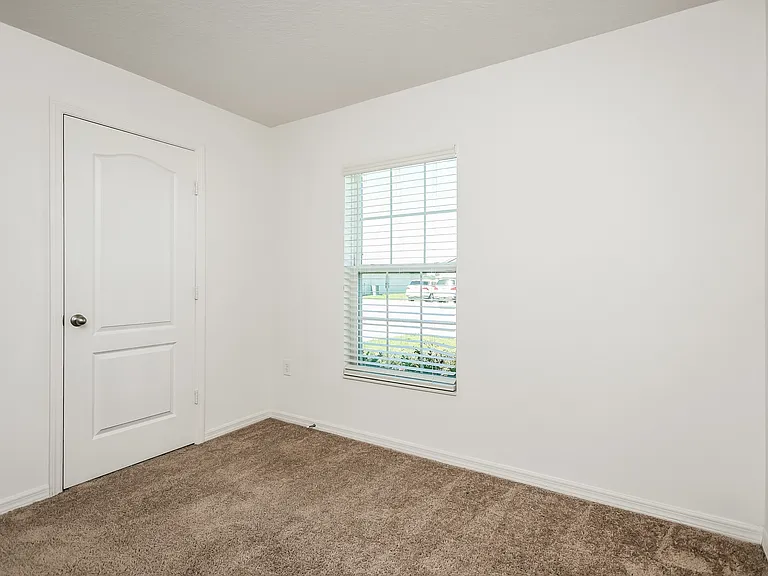 1635 Swan Lake Cir — Photo 12