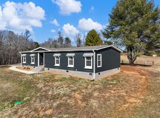 4138 Price Rd, Gainesville, GA 30506